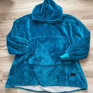 Plush Teal Hooded Wearable Blanket